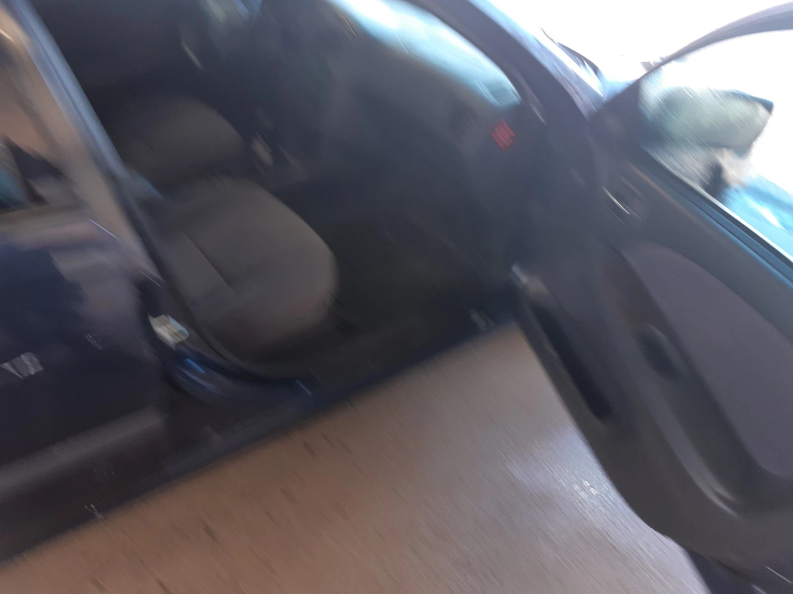 Toyota Avensis 1.8, снимка 6 - Автомобили и джипове - 55674728