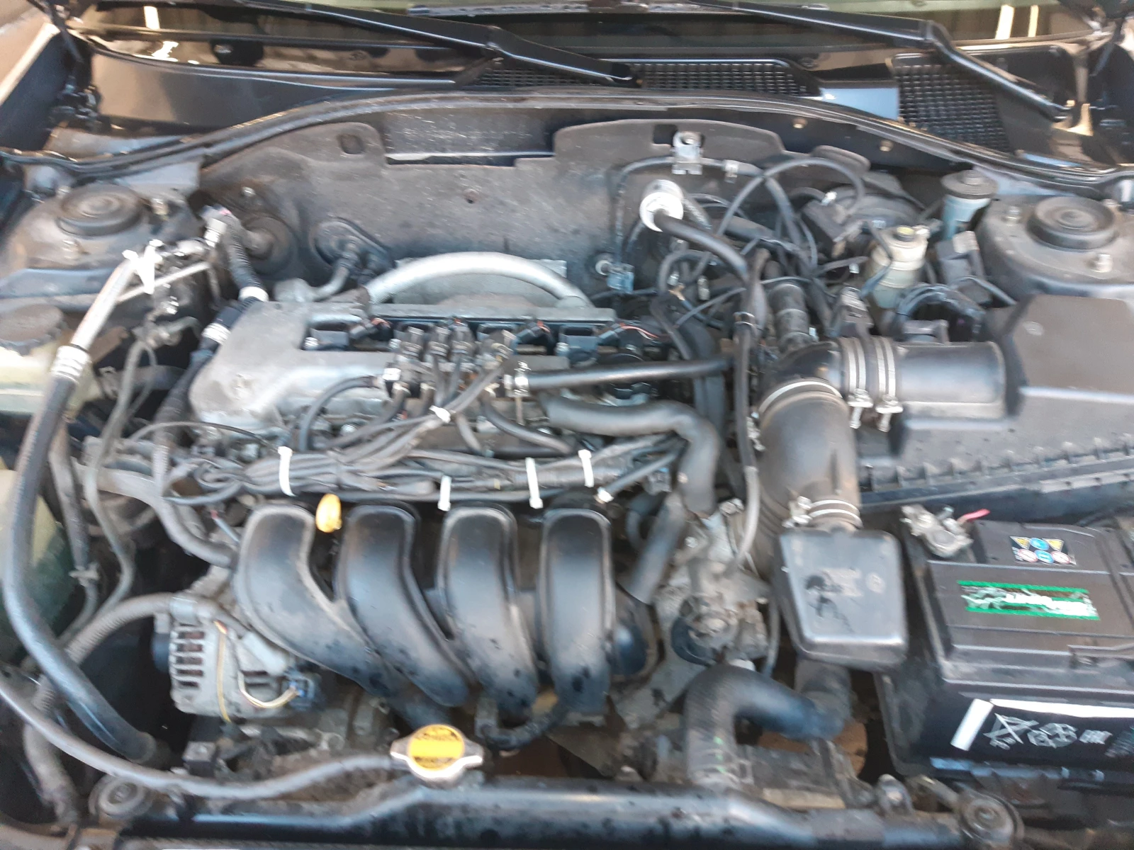Toyota Avensis 1.8, снимка 9 - Автомобили и джипове - 55674728