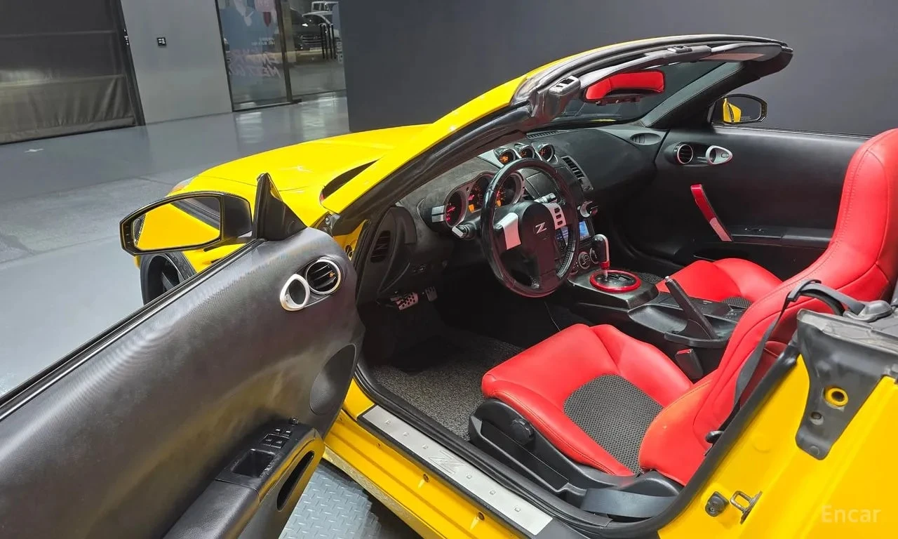 Nissan 350z * 3.5 Roadster * КРАЙНА ЦЕНА ДО БЪЛГАРИЯ, снимка 10 - Автомобили и джипове - 55834388