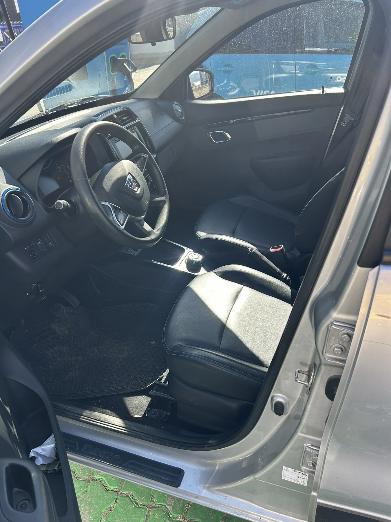 Dacia Spring, снимка 9 - Автомобили и джипове - 56116848