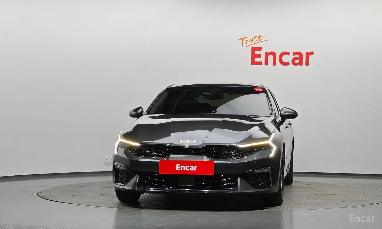 Kia K5 2.0* LANE* ASSIST* ПОДГРЕВ* КАМЕРА* , снимка 3 - Автомобили и джипове - 56295501