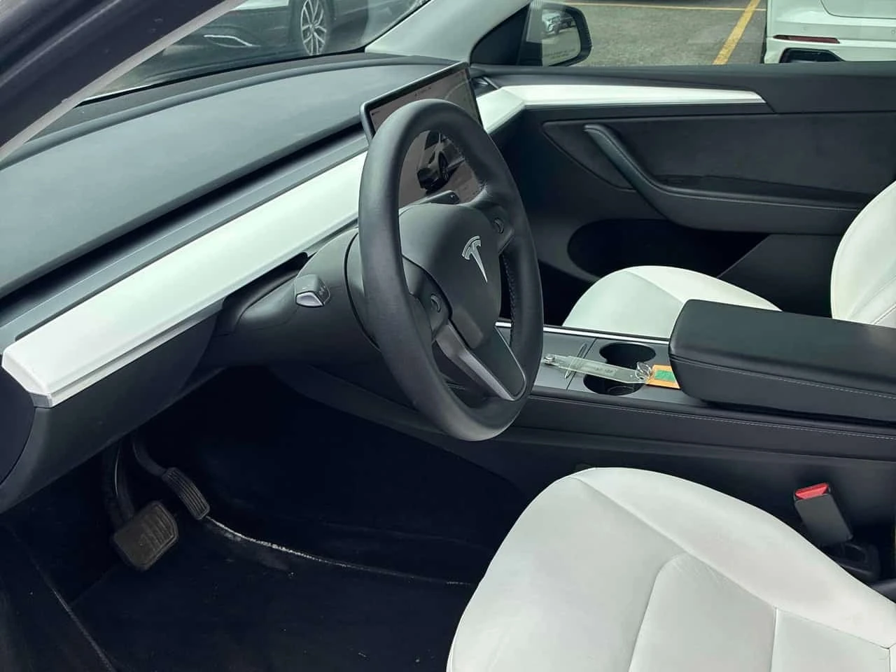 Tesla Model Y * Long Range * CARFAX * ��� ������������ ������ | Mobile.bg � ����������� 5