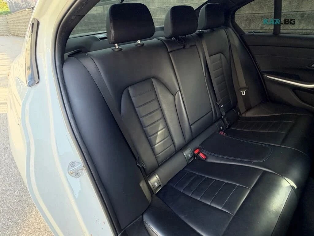 BMW 330, снимка 16 - Автомобили и джипове - 56685920