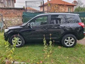 Toyota Rav4 2.2 - изображение 1