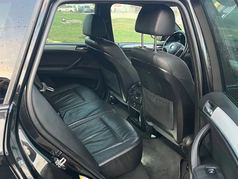BMW X5 3.0D 235 k.c SWISS, снимка 11 - Автомобили и джипове - 52570647