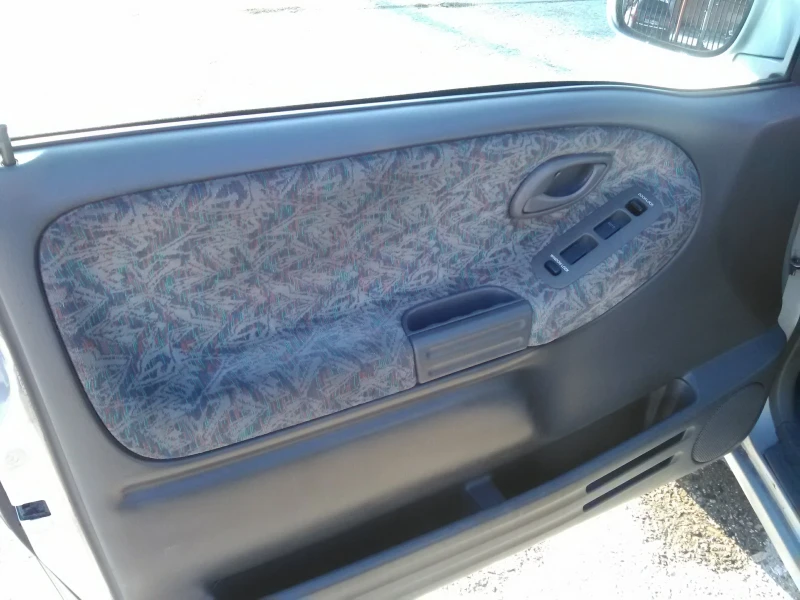 Suzuki Grand vitara 1, 6, снимка 7 - Автомобили и джипове - 53301033