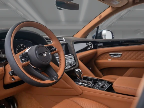 Bentley Bentayga V8 = Azure = Blackline Гаранция - изображение 6