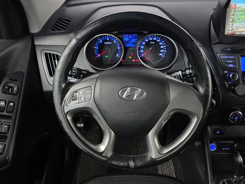 Hyundai Tucson Diesel (E-Vgt) 2Wd Smart Special, снимка 14 - Автомобили и джипове - 56304314