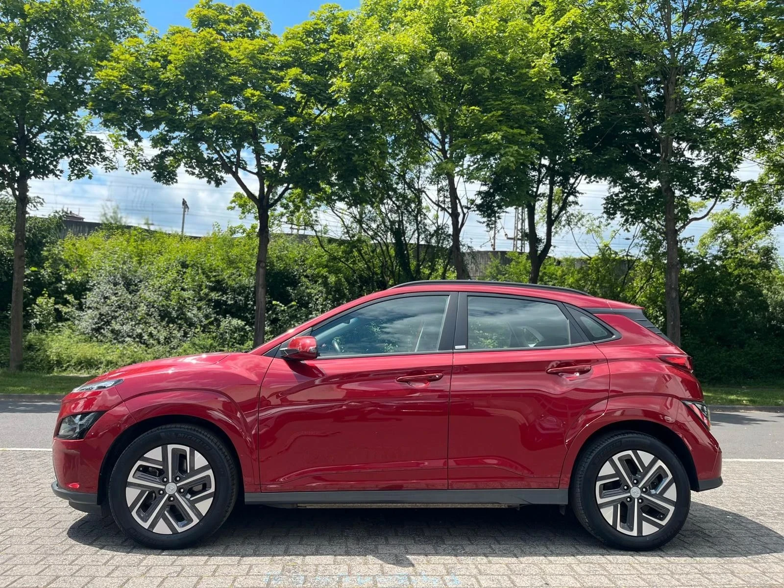 Hyundai Kona  - изображение 7