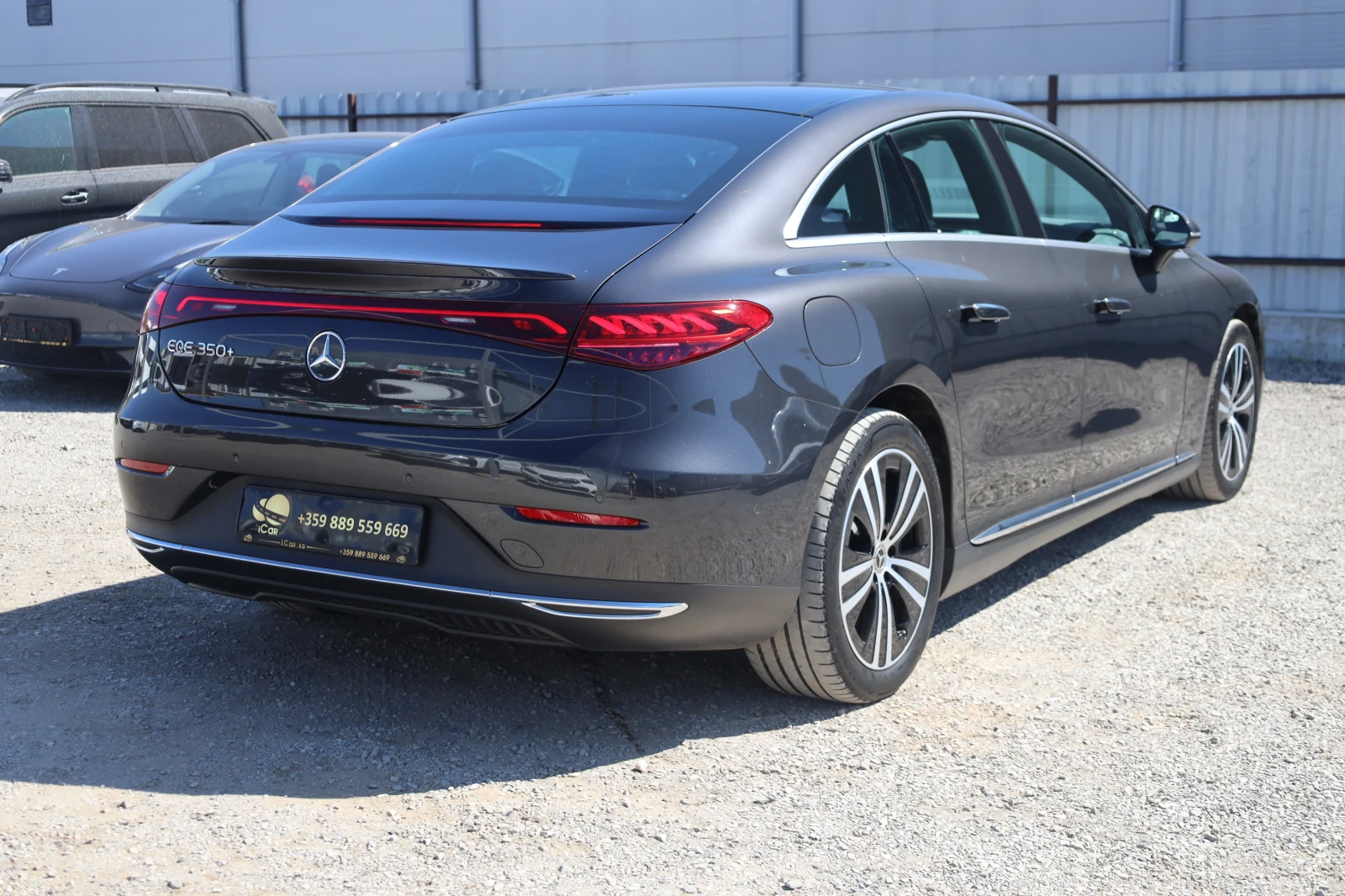 Mercedes-Benz EQE 350+ Pano KeyGO KAM DISTR SzH MY22 #iCarbg - изображение 4
