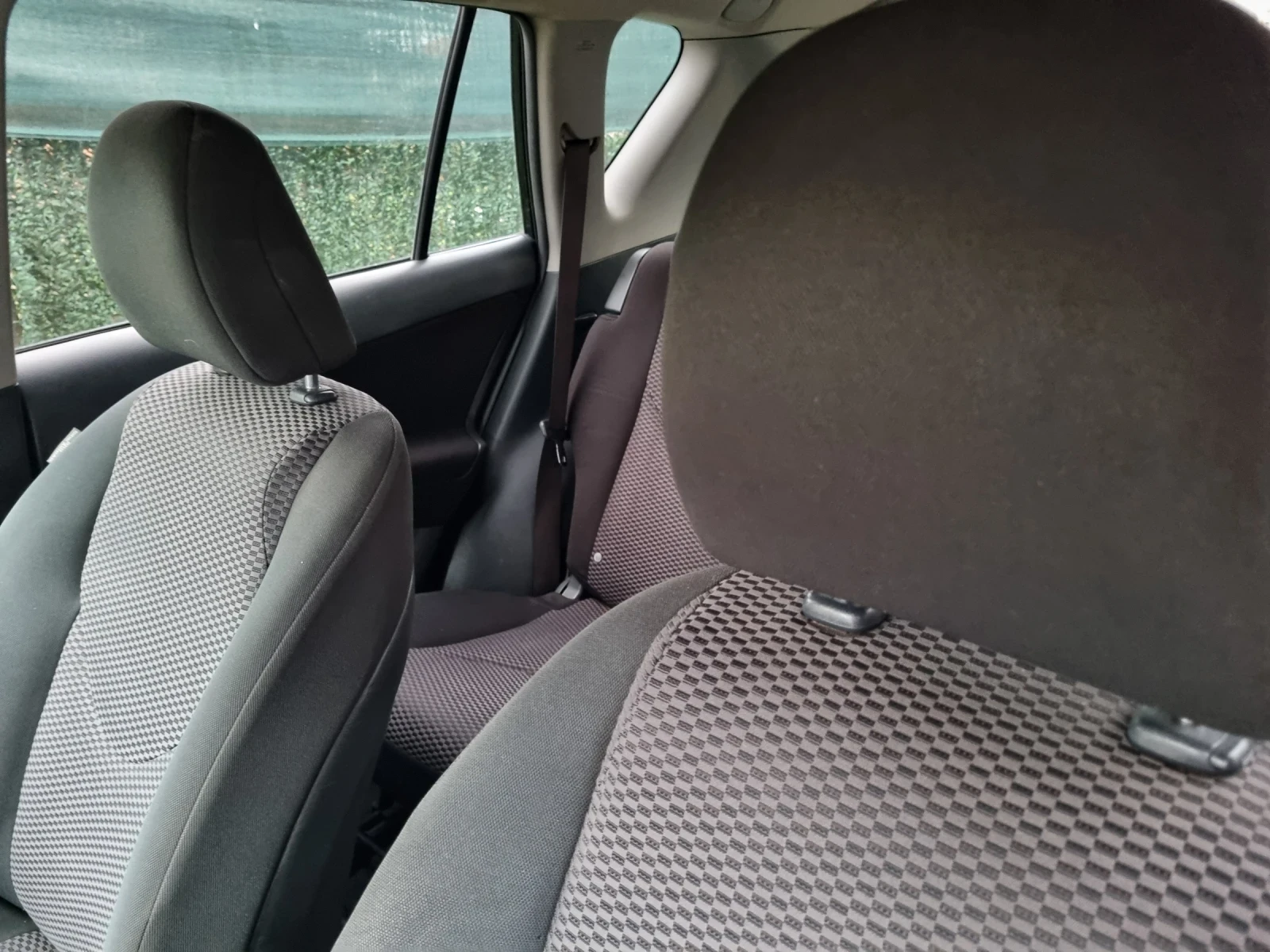 Toyota Rav4 2.2 | Mobile.bg � ����������� 17