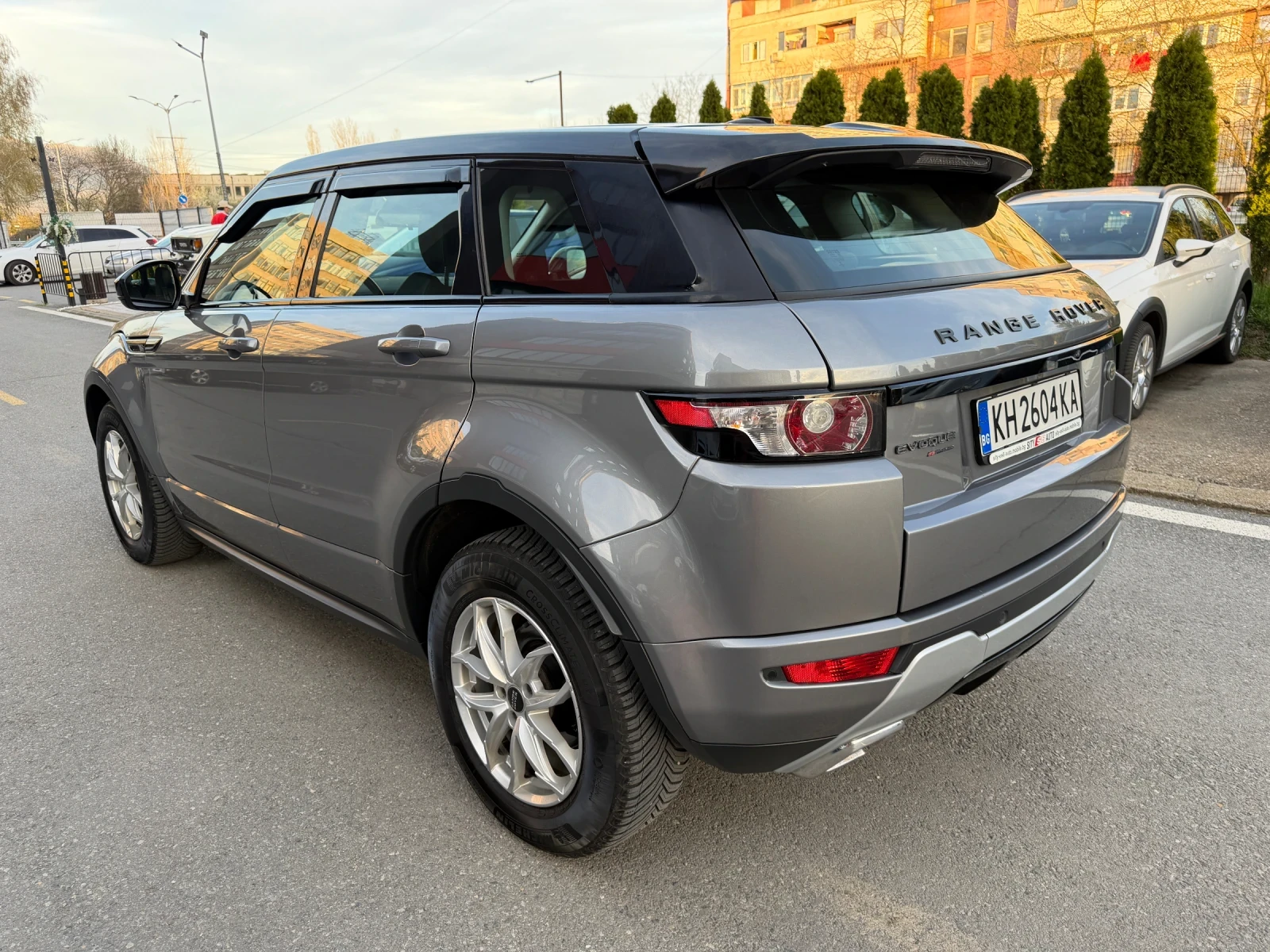 Land Rover Range Rover Evoque, снимка 6 - Автомобили и джипове - 54130565