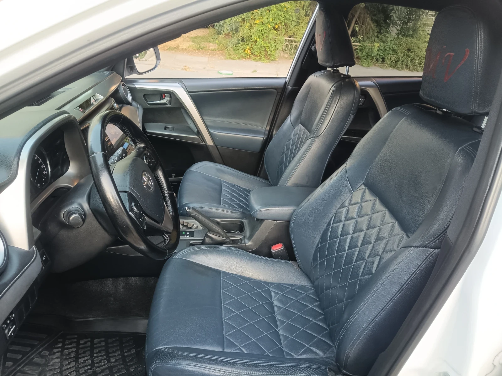 Toyota Rav4, снимка 11 - Автомобили и джипове - 55566093