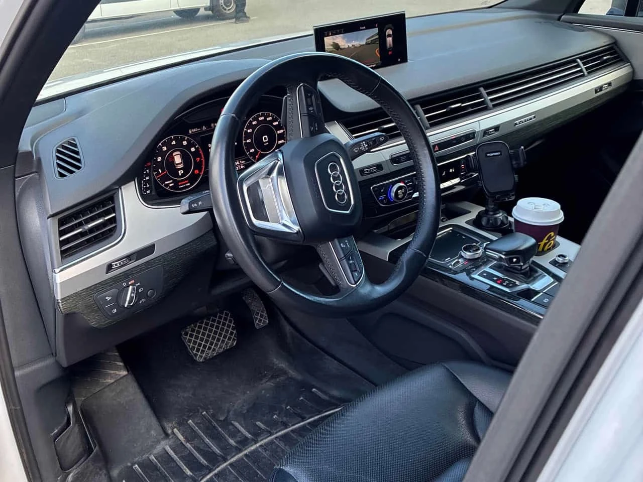 Audi Q7 * Progressiv * CARFAX * ОПЦИЯ ЗА ФИНАНСИРАНЕ, снимка 5 - Автомобили и джипове - 55771940