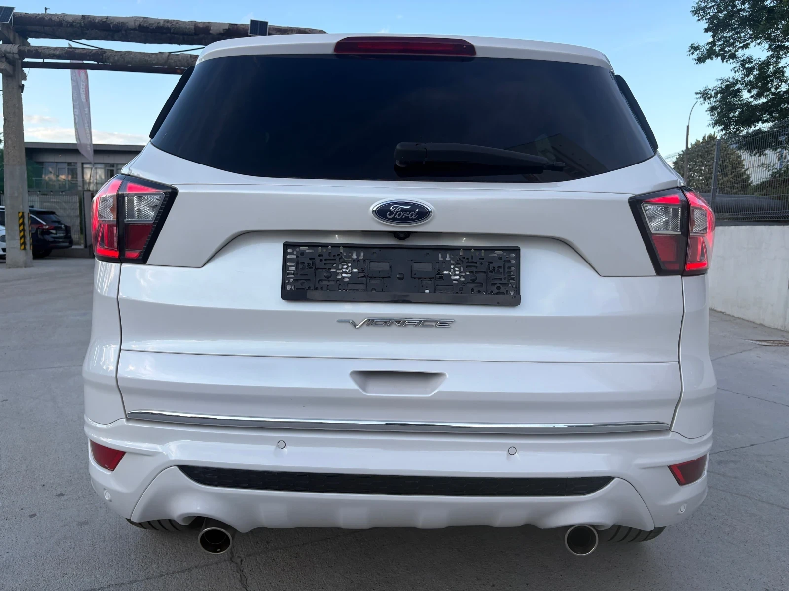 Ford Kuga Vignale AWD 180kc Automatic 148x km!!!, снимка 6 - Автомобили и джипове - 56120245
