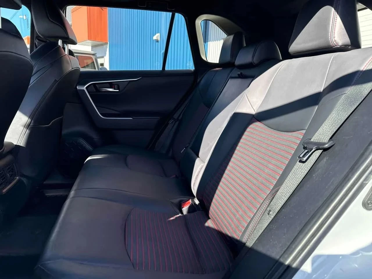 Toyota Rav4, снимка 11 - Автомобили и джипове - 56687726