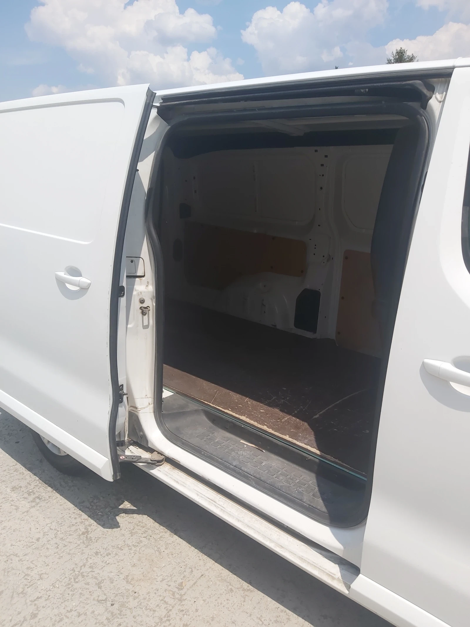 Citroen Jumpy  - изображение 7