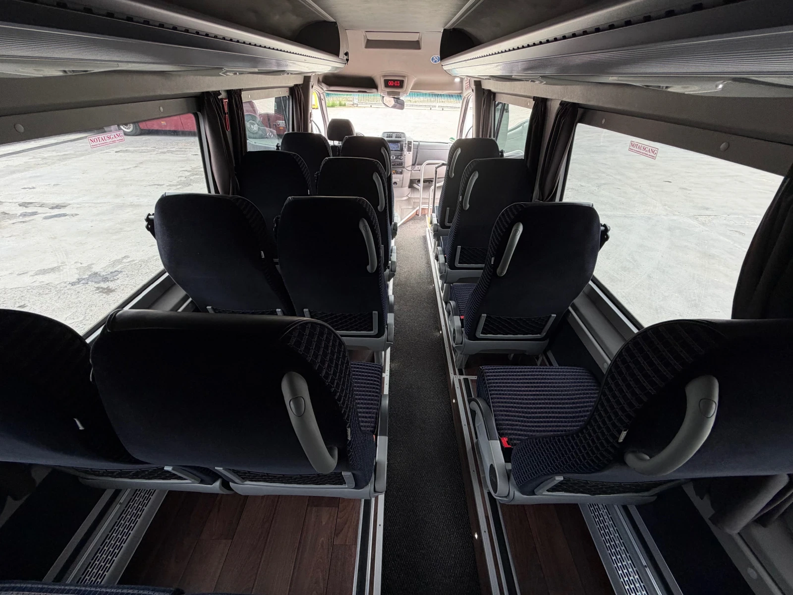 Mercedes-Benz Sprinter 516 Altas дълбок багажник, снимка 11 - Бусове и автобуси - 54493233