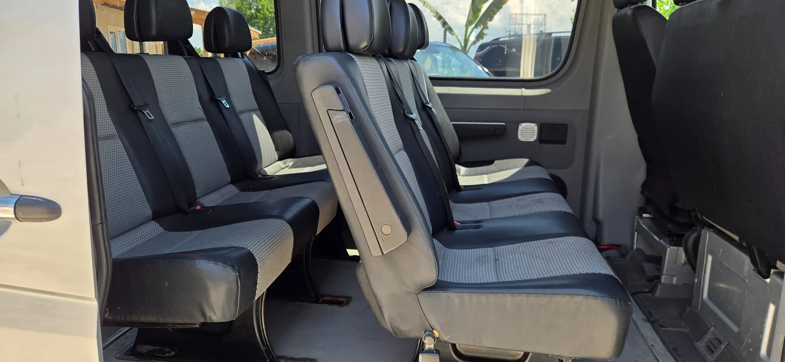 Mercedes-Benz Sprinter 211, снимка 13 - Бусове и автобуси - 55152888