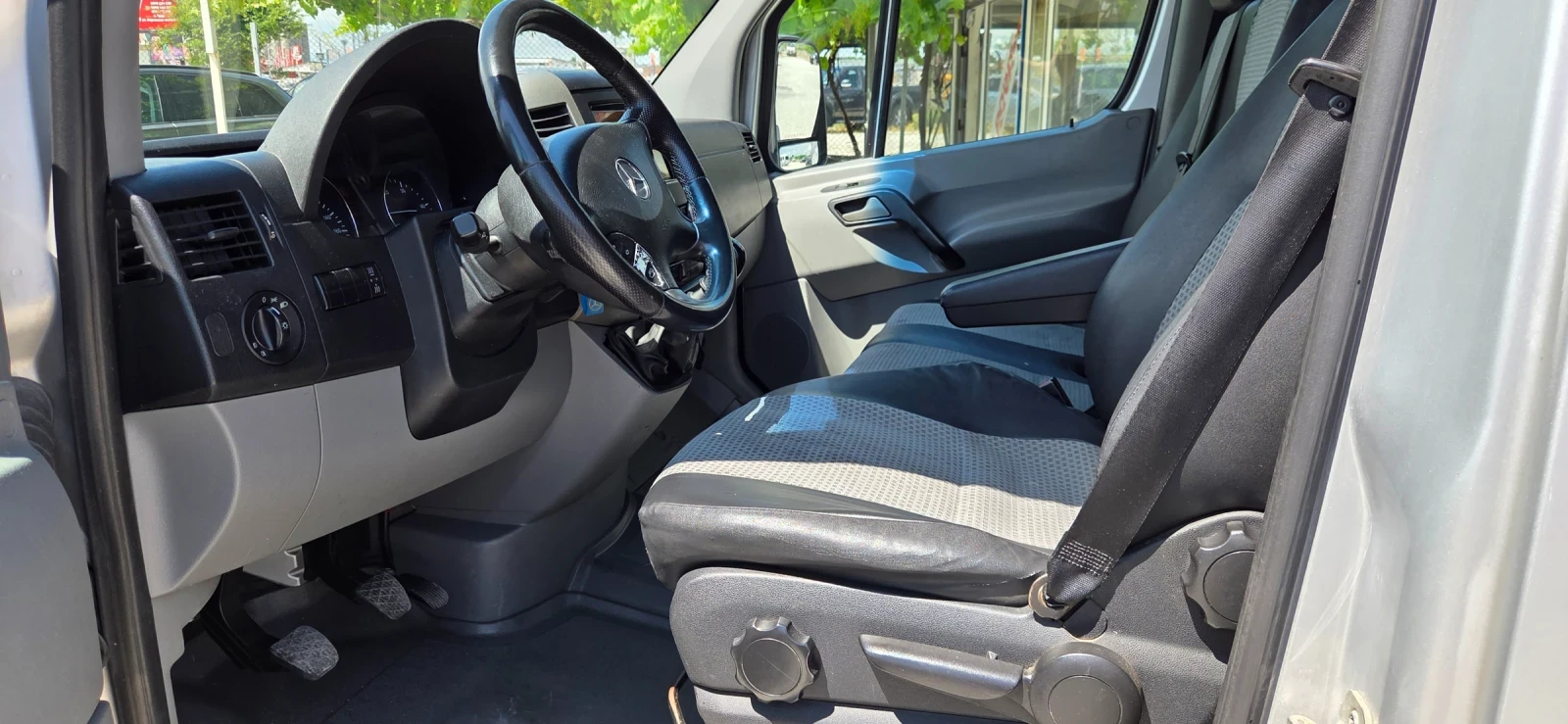 Mercedes-Benz Sprinter 211, снимка 9 - Бусове и автобуси - 55152888