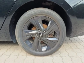 Hyundai Elantra CN7 HYBRID, снимка 16