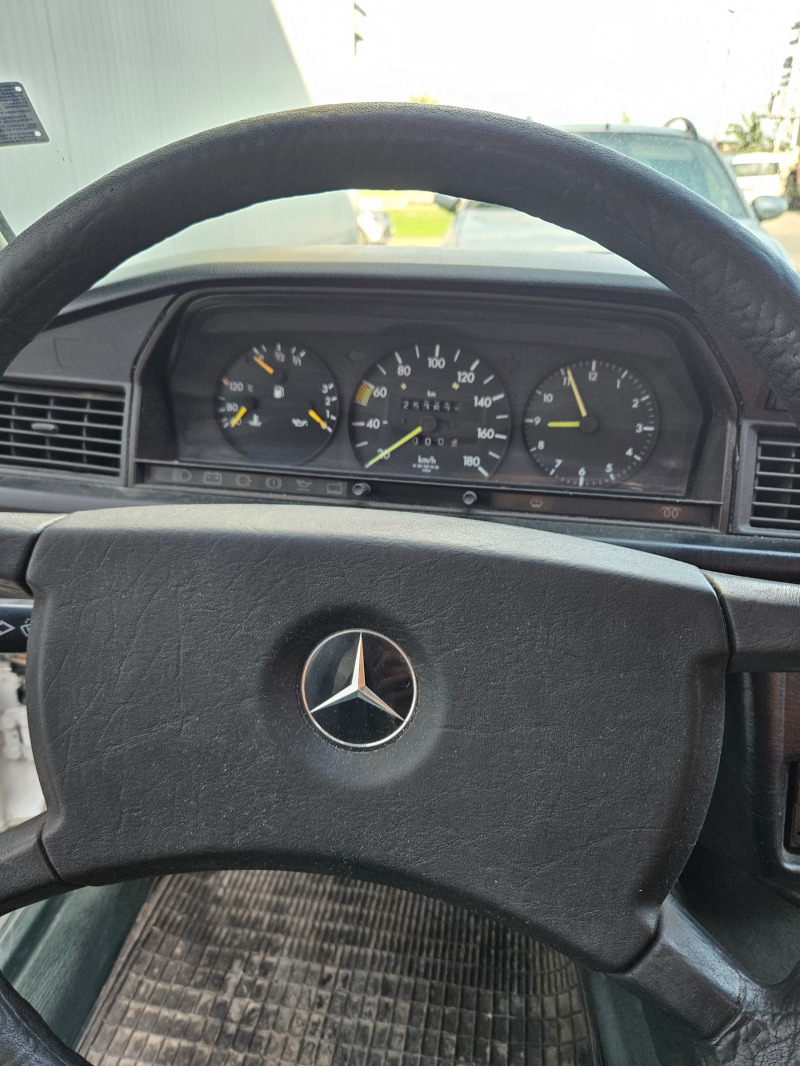 Mercedes-Benz 190 190D, снимка 4 - Автомобили и джипове - 46160036