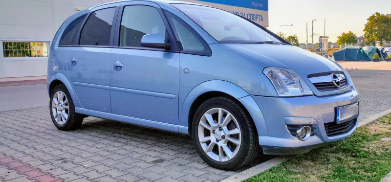 Opel Meriva, снимка 2 - Автомобили и джипове - 47009141