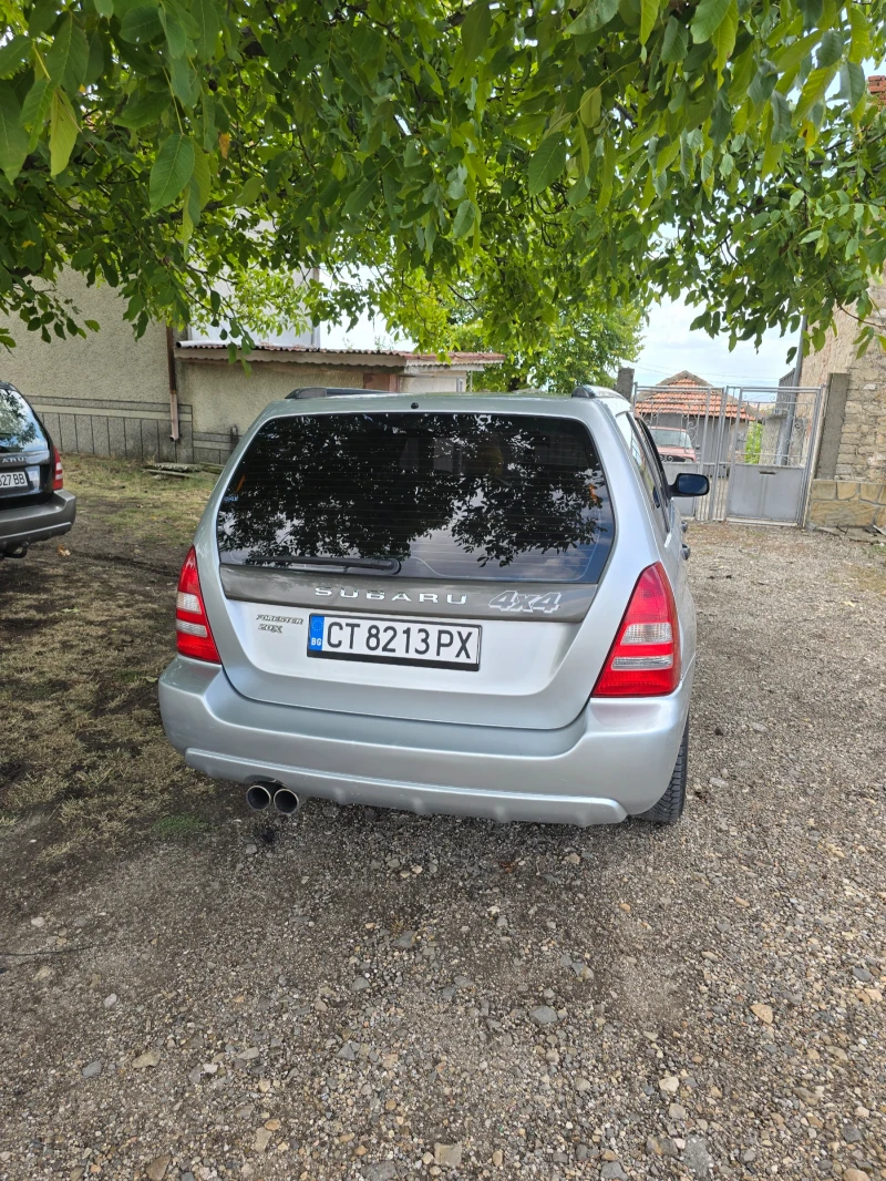 Subaru Forester 2000, снимка 4 - Автомобили и джипове - 47460235