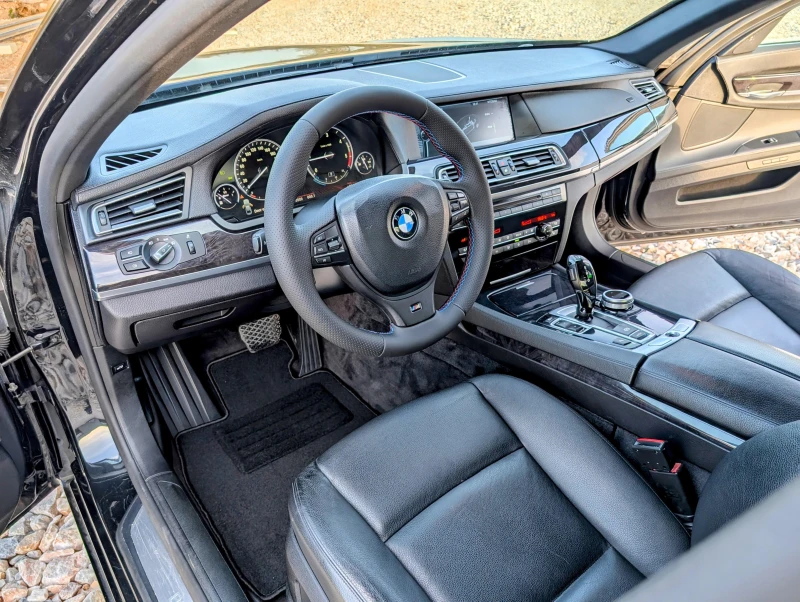 BMW 730 D Exclusive, снимка 12 - Автомобили и джипове - 47816595