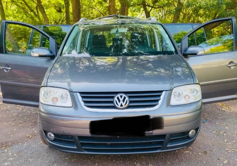 VW Touran, снимка 1 - Автомобили и джипове - 49094039