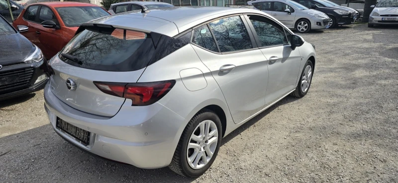 Opel Astra 1.6 cdti, снимка 5 - Автомобили и джипове - 49324550