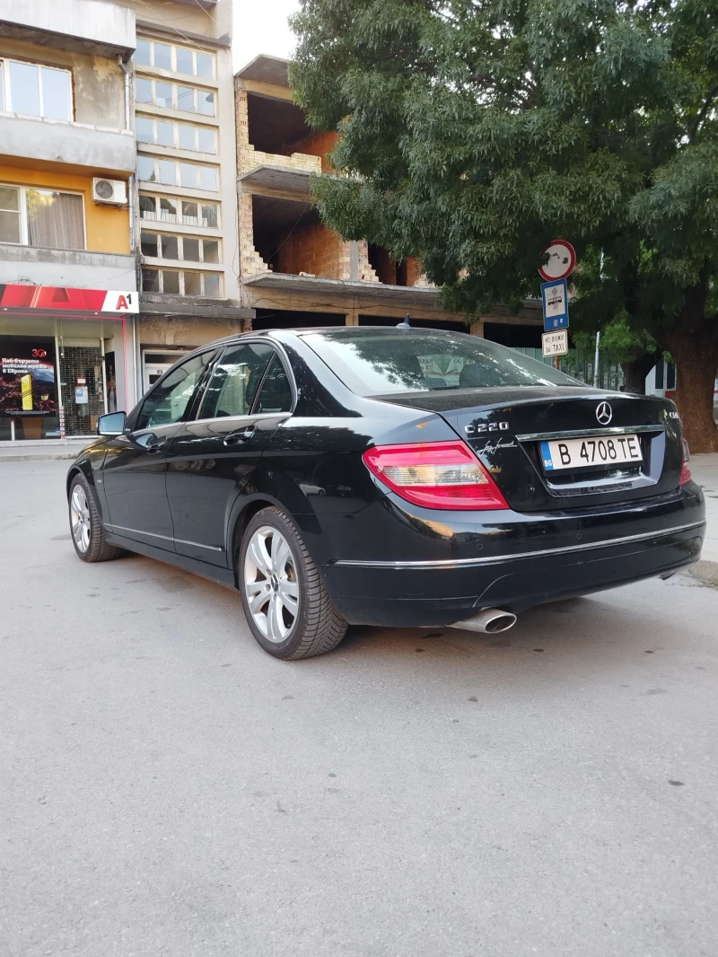 Mercedes-Benz C 220 Avantgarde , снимка 2 - Автомобили и джипове - 52277889