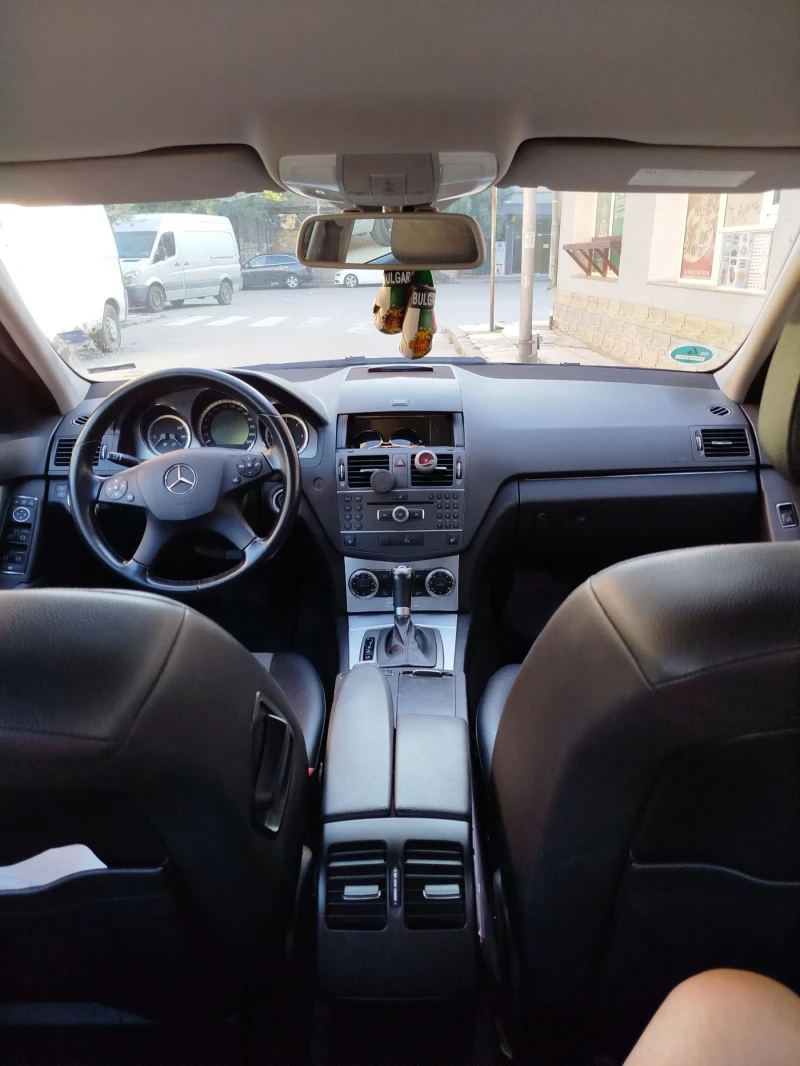 Mercedes-Benz C 220 Avantgarde , снимка 8 - Автомобили и джипове - 52277889