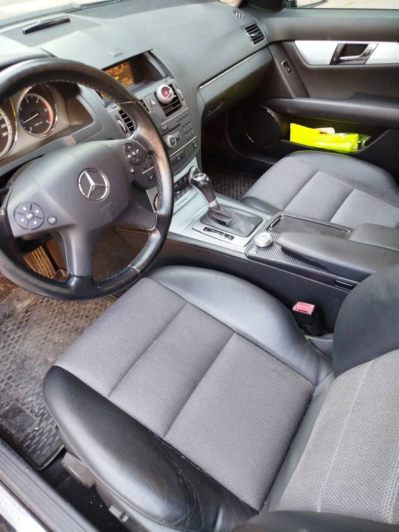 Mercedes-Benz C 220 Avantgarde , снимка 6 - Автомобили и джипове - 52277889