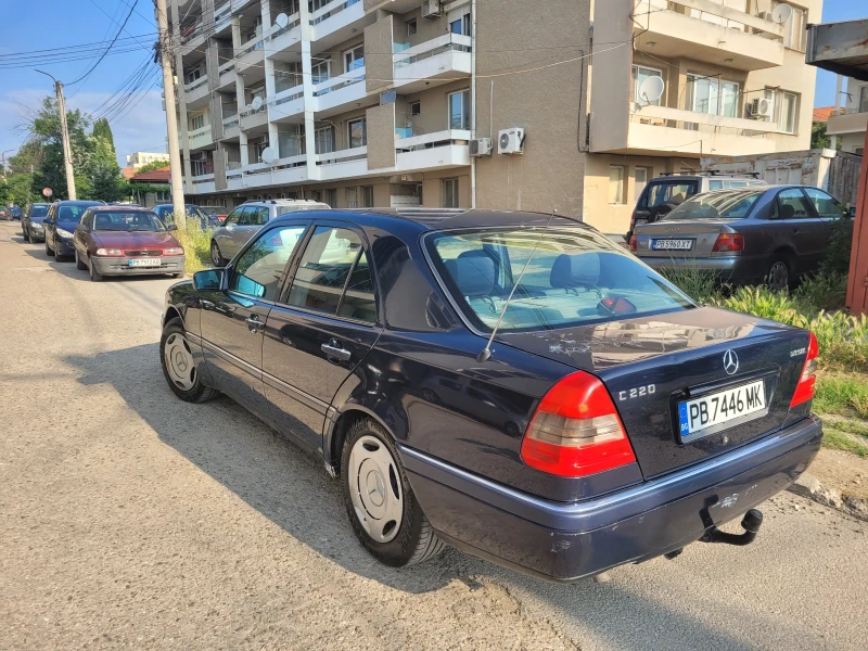 Mercedes-Benz C 220 С220D, снимка 8 - Автомобили и джипове - 52259086