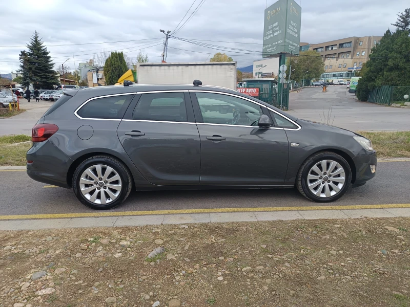 Opel Astra 1.7CDTI  COSMO, снимка 5 - Автомобили и джипове - 52321606