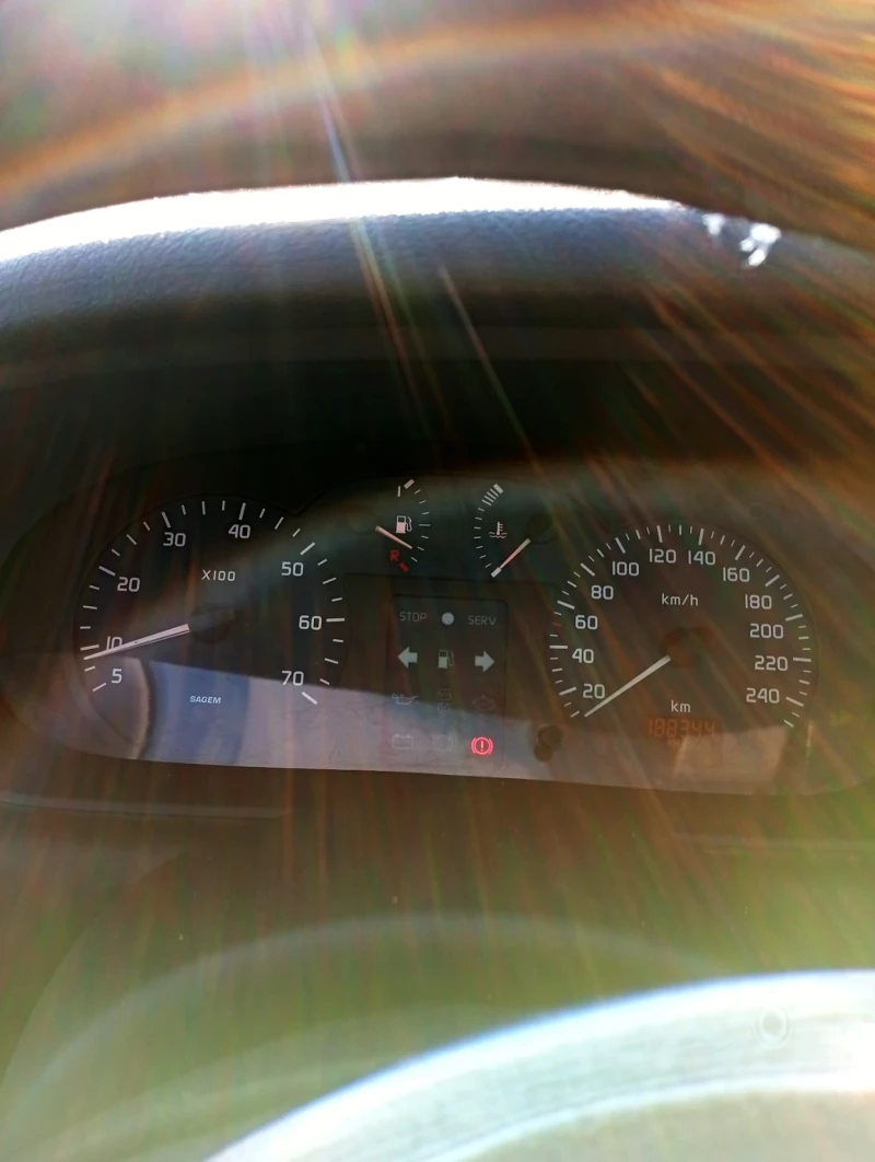 Renault Megane, снимка 6 - Автомобили и джипове - 52934728