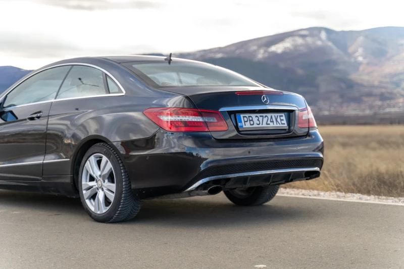 Mercedes-Benz E 250, снимка 12 - Автомобили и джипове - 53261461