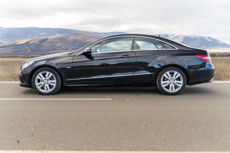 Mercedes-Benz E 250, снимка 3 - Автомобили и джипове - 53261461