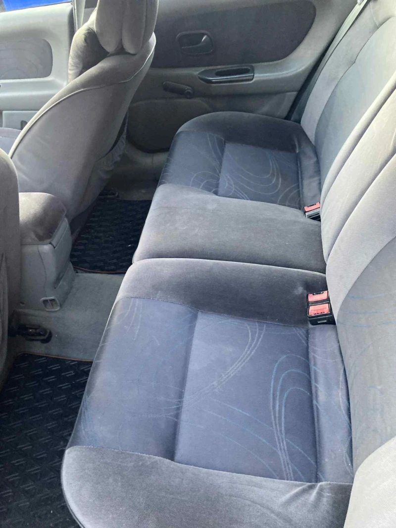 Renault Laguna, снимка 8 - Автомобили и джипове - 53599236