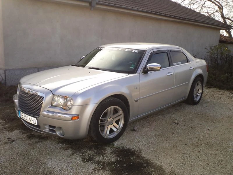 Chrysler 300c sport!!!, снимка 15 - Автомобили и джипове - 37128700