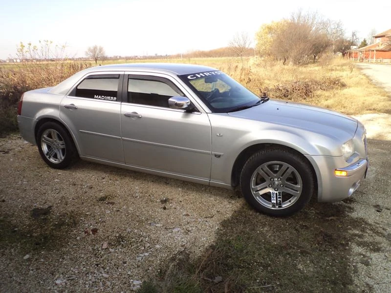 Chrysler 300c sport!!!, снимка 9 - Автомобили и джипове - 37128700