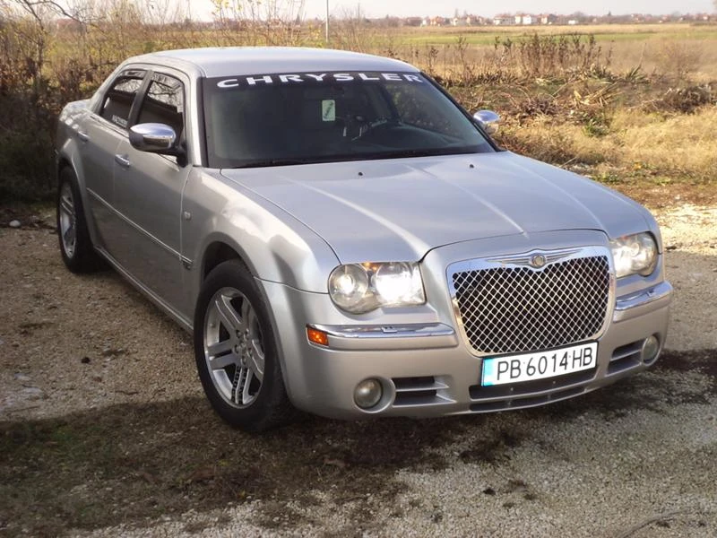 Chrysler 300c sport!!!, снимка 17 - Автомобили и джипове - 37128700