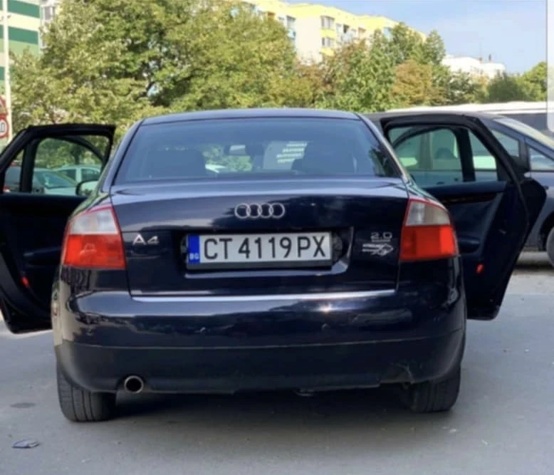 Audi A4 2.0 , снимка 6 - Автомобили и джипове - 48271954