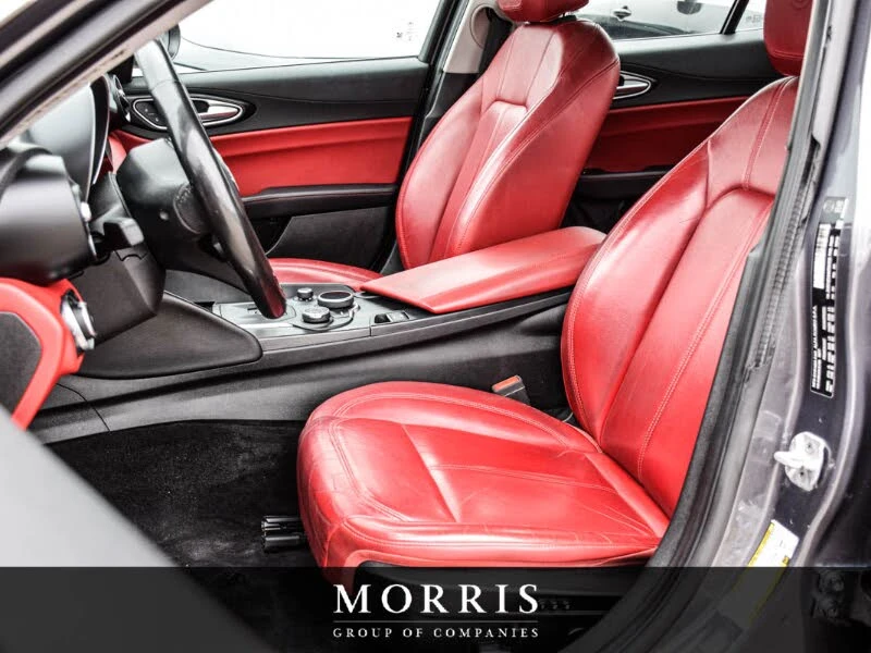 Alfa Romeo Giulia AWD * CARFAX * АвтоКредит * (ЦЕНА ДО БГ), снимка 8 - Автомобили и джипове - 53244076