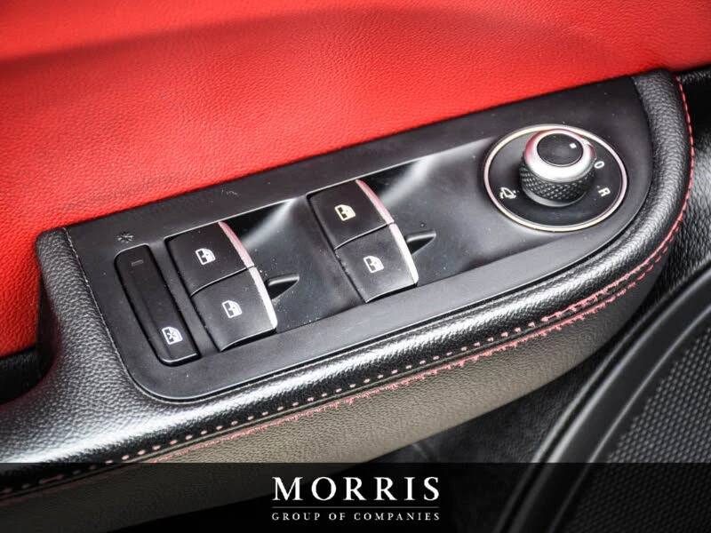 Alfa Romeo Giulia AWD * CARFAX * АвтоКредит * (ЦЕНА ДО БГ), снимка 14 - Автомобили и джипове - 53244076