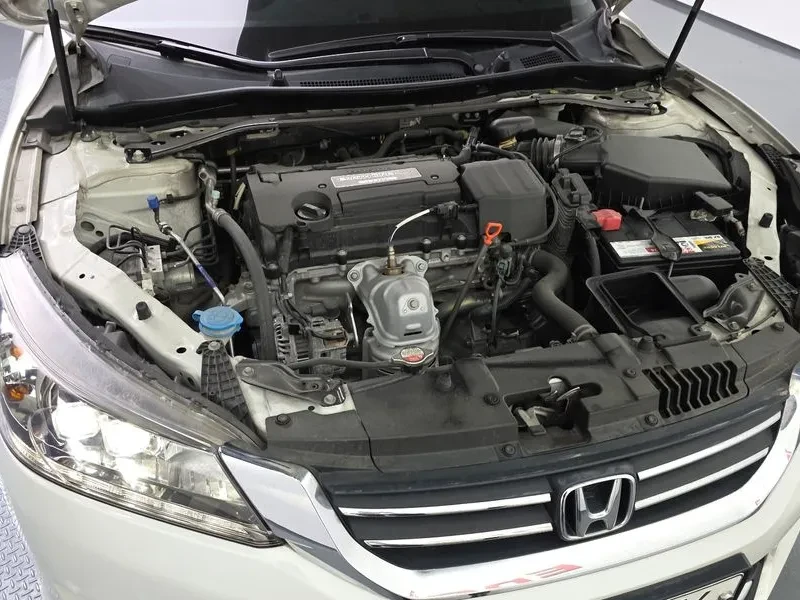 Honda Accord 2.4 - САМО 30% АВАНС, снимка 6 - Автомобили и джипове - 56219970