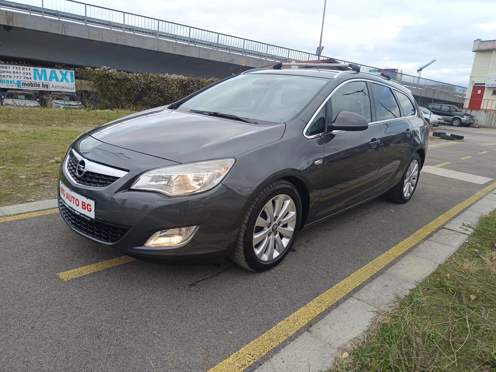 Opel Astra 1.7CDTI  COSMO, снимка 1
