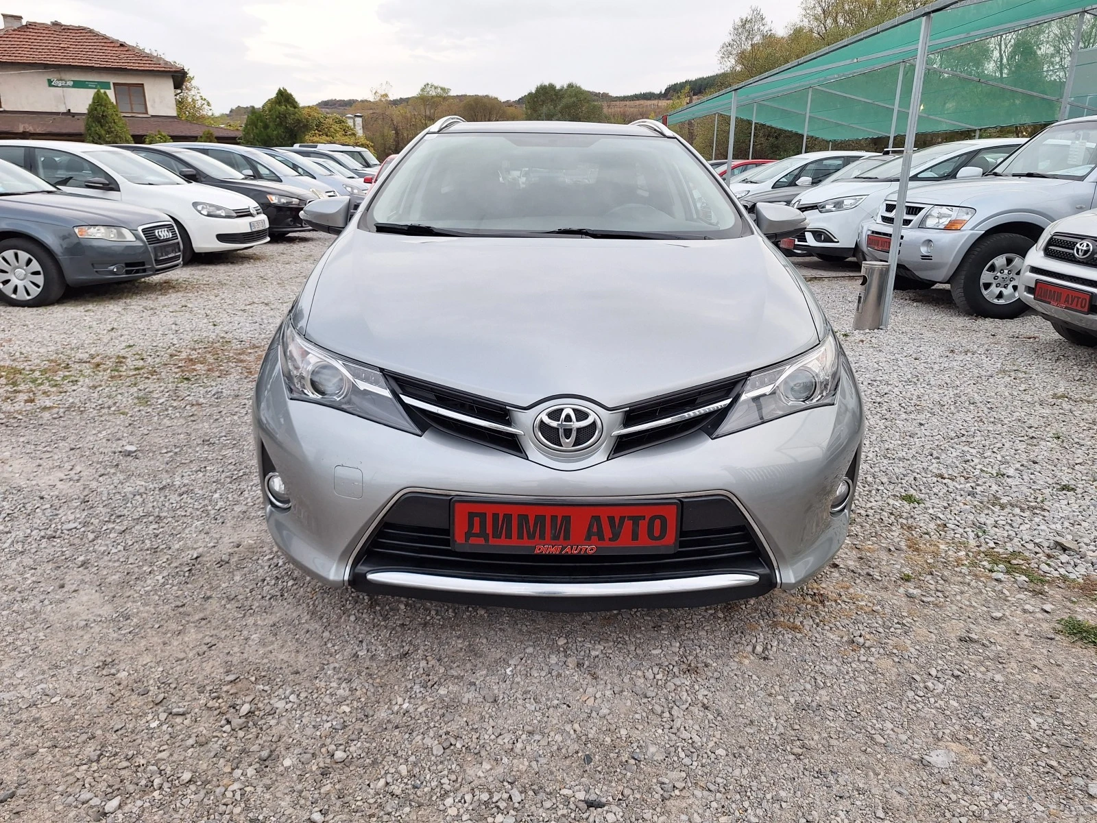 Toyota Auris 1.4 d-4d 90ks 6 sk kamera panorama! - изображение 8