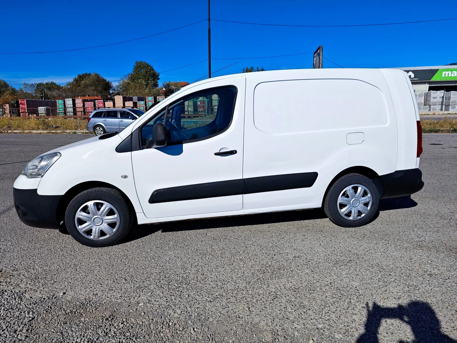 Citroen Berlingo 1, 6 HDi MAXI - изображение 2